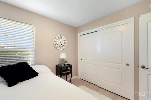 Bedroom - 3962 N 2405 E, Filer, ID 83328 photo 3 of 11