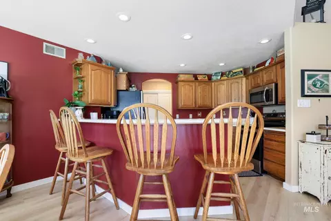 Kitchen - 3962 N 2405 E, Filer, ID 83328 photo 5 of 6