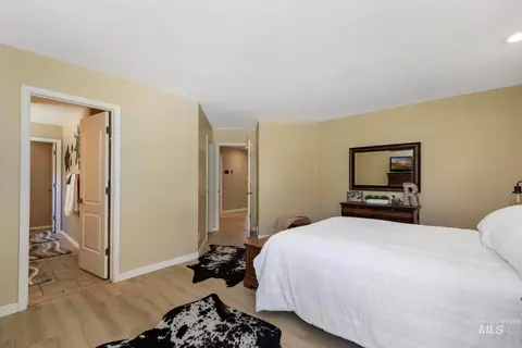 Bedroom - 3962 N 2405 E, Filer, ID 83328 photo 5 of 11