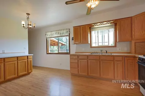 743 20th Ave E, Jerome, ID 83338 photo 8