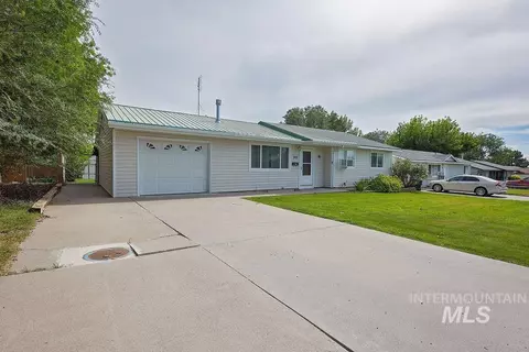 743 20th Ave E, Jerome, ID 83338 photo 2