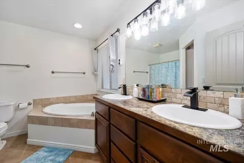 Bath - 23 N N 950 E, Declo, ID 83323 photo 1 of 1
