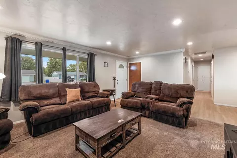 679 Crestview Dr, Twin Falls, ID 83301 photo 5