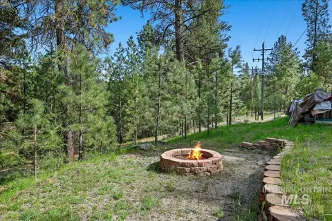 14 Melonie Loop, Cascade, ID 83611 photo 17