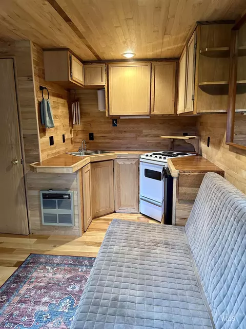 14 Melonie Loop, Cascade, ID 83611 photo 31