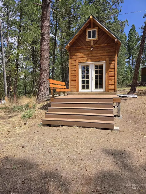 14 Melonie Loop, Cascade, ID 83611 photo 23