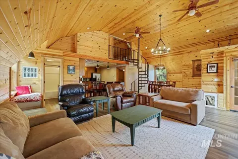 14 Melonie Loop, Cascade, ID 83611 photo 1