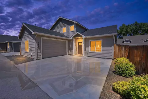3869 Jackie Ln, Boise, ID 83704