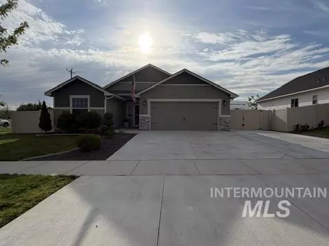 2244 S Knotty Timber Pl, Meridian, ID 83642