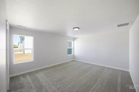 Bedroom - 208 W 17th Ave, Jerome, ID 83338 photo 6 of 6