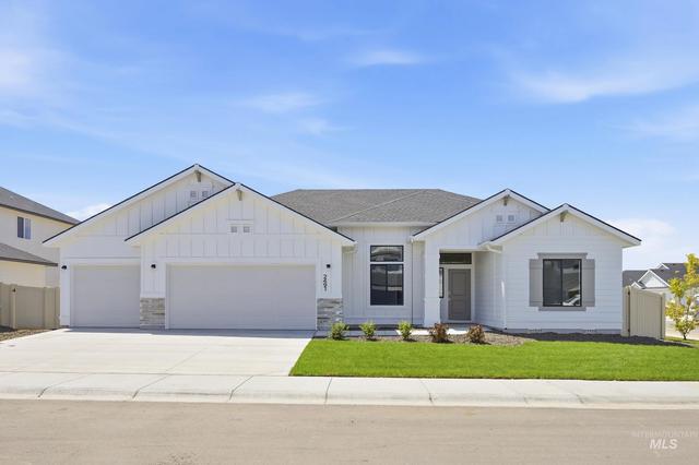 812 Thunderbolt Dr, Mountain Home, ID 83647