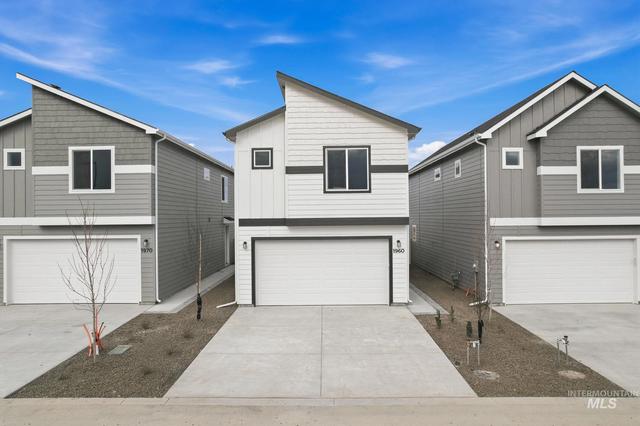 1850 NW Strahorn Dr, Mountain Home, ID 83647