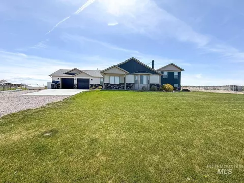 Exterior - 2085 E 900 S, Hazelton, ID 83335 photo 1 of 9