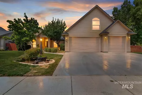 3901 N Price Way, Meridian, ID 83646