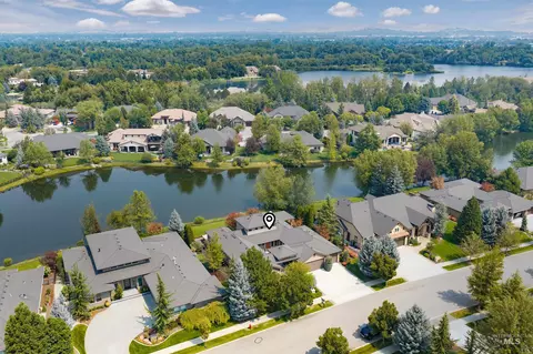 View/Area - 568 E Lakebrook Ln, Eagle, ID 83616 photo 5 of 5