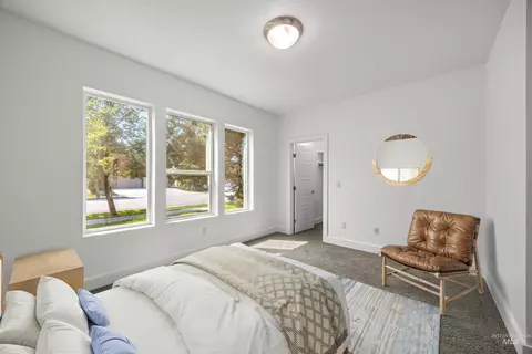 Bedroom - 568 E Lakebrook Ln, Eagle, ID 83616 photo 2 of 4