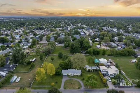 2661 N Dalton Ln, Boise, ID 83704