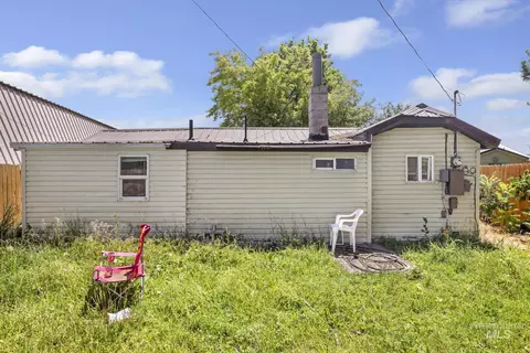 436 Oak St, Castleford, ID 83321 photo 9