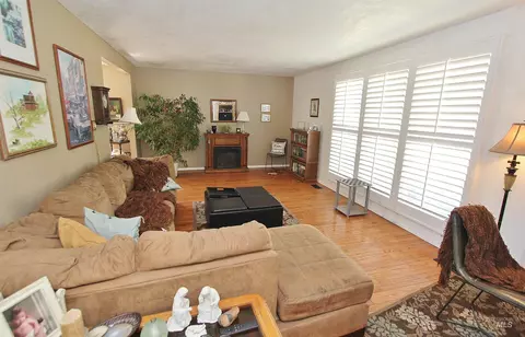 Living - 698 N Eagle Hills Way, Eagle, ID 83616 photo 1 of 4