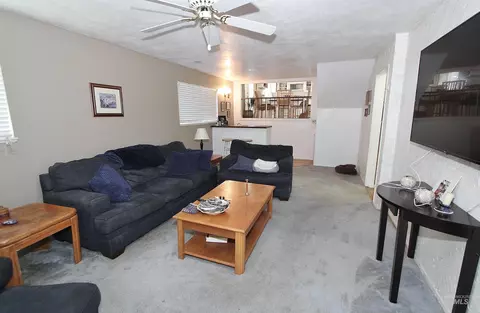 Living - 698 N Eagle Hills Way, Eagle, ID 83616 photo 4 of 4