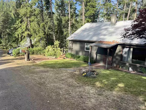 96 Rocky Point Upper Rd, Plummer, ID 83851 photo 4