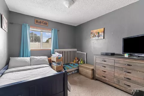 Bedroom - 2119 Ripon Ave, Lewiston, ID 83501 photo 3 of 3