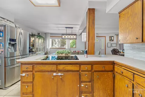 Kitchen - 2119 Ripon Ave, Lewiston, ID 83501 photo 4 of 6