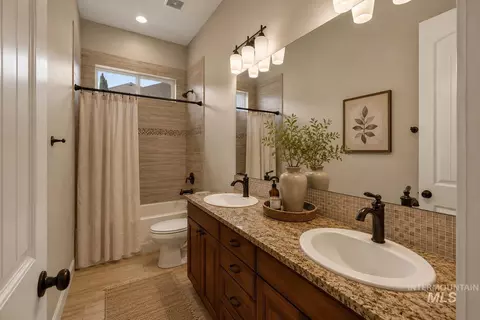 Bath - 3494 S Sugar Loaf Pl, Eagle, ID 83616 photo 7 of 8