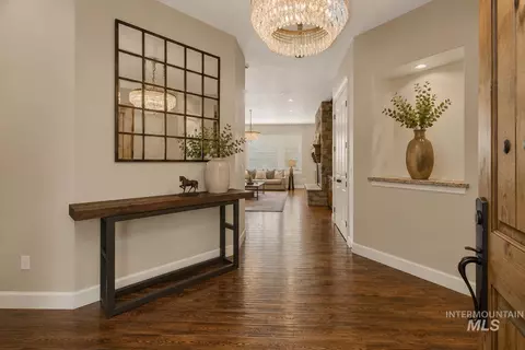 Entry Way - 3494 S Sugar Loaf Pl, Eagle, ID 83616 photo 2 of 3