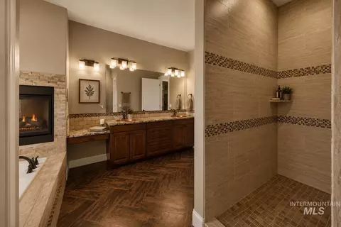 Bath - 3494 S Sugar Loaf Pl, Eagle, ID 83616 photo 6 of 8