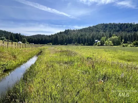 1765 Pine Lakes Ranch Dr, Cascade, ID 83611 photo 6