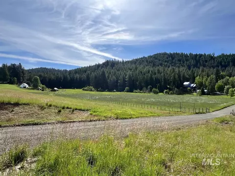 1765 Pine Lakes Ranch Dr, Cascade, ID 83611 photo 8
