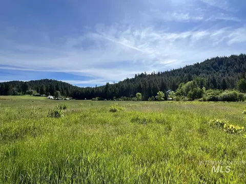 1765 Pine Lakes Ranch Dr, Cascade, ID 83611 photo 11
