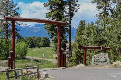 1765 Pine Lakes Ranch Dr, Cascade, ID 83611 photo 16