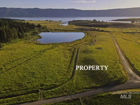 1765 Pine Lakes Ranch Dr, Cascade, ID 83611 photo 4