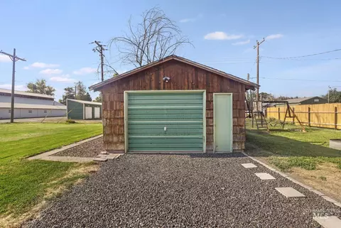 Exterior - 107 W Midway St, Filer, ID 83328 photo 7 of 8