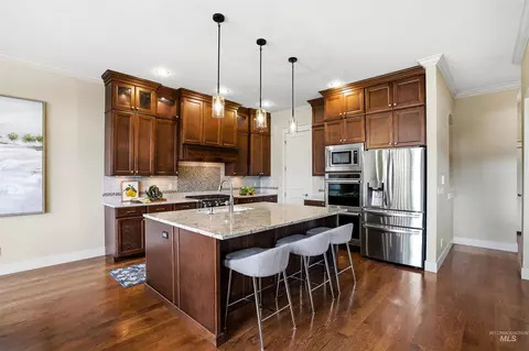 Kitchen - 6103 W Founders Dr, Eagle, ID 83616 photo 3 of 6