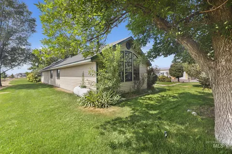 Exterior - 35 Sun Mdws E, Jerome, ID 83338 photo 10 of 20