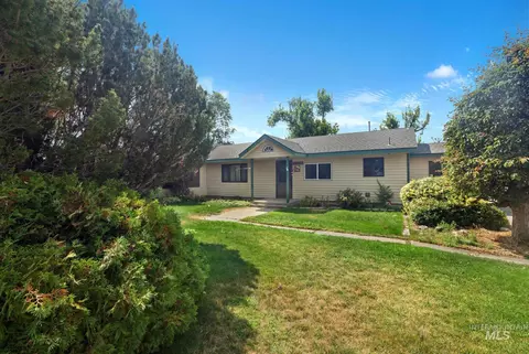 Exterior - 35 Sun Mdws E, Jerome, ID 83338 photo 3 of 20