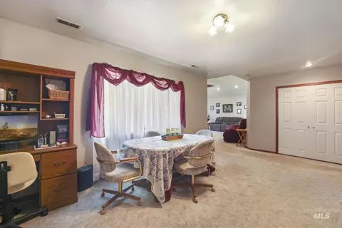 Dining - 35 Sun Mdws E, Jerome, ID 83338 photo 2 of 2