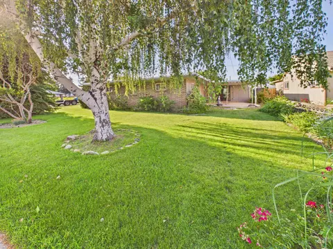 Exterior - 334 S 4th St, Rupert, ID 83350 photo 5 of 7