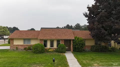 2917 Arlington Ave, Caldwell, ID 83605
