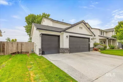 Exterior - 5203 Wallace Way, Caldwell, ID 83607 photo 2 of 11