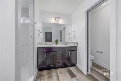Bath - 5203 Wallace Way, Caldwell, ID 83607 photo 1 of 6