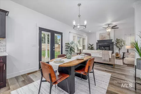 Dining - 5203 Wallace Way, Caldwell, ID 83607 photo 3 of 4