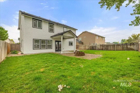 Exterior - 5203 Wallace Way, Caldwell, ID 83607 photo 7 of 11