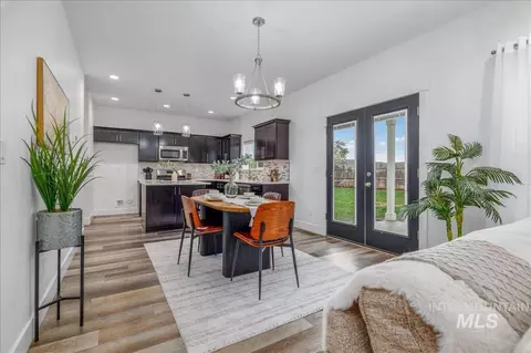 Dining - 5203 Wallace Way, Caldwell, ID 83607 photo 1 of 4
