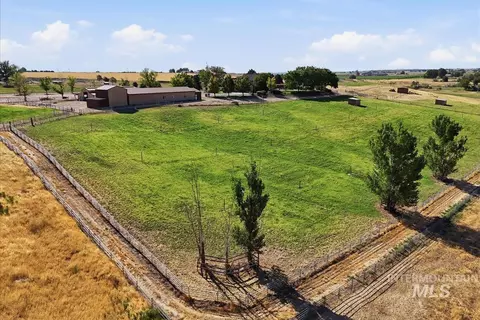 Exterior - 20337 Maggard Ln, Caldwell, ID 83607 photo 11 of 13
