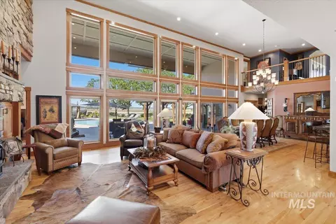 Living - 20337 Maggard Ln, Caldwell, ID 83607 photo 1 of 3