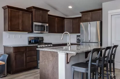 Kitchen - 1169 N Ryde Ave, Kuna, ID 83634 photo 2 of 3
